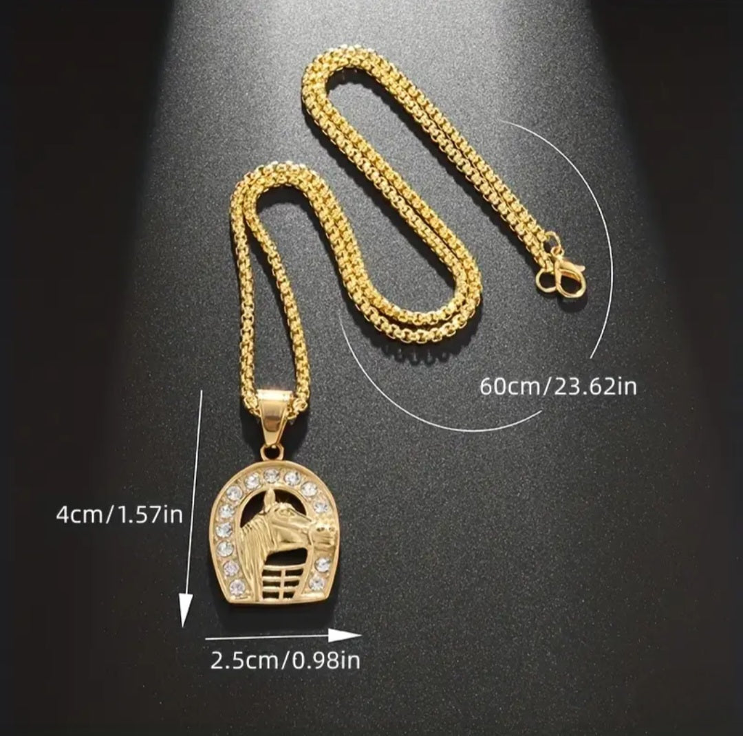 GOLDEN HORSE SHOE NECKLACE
