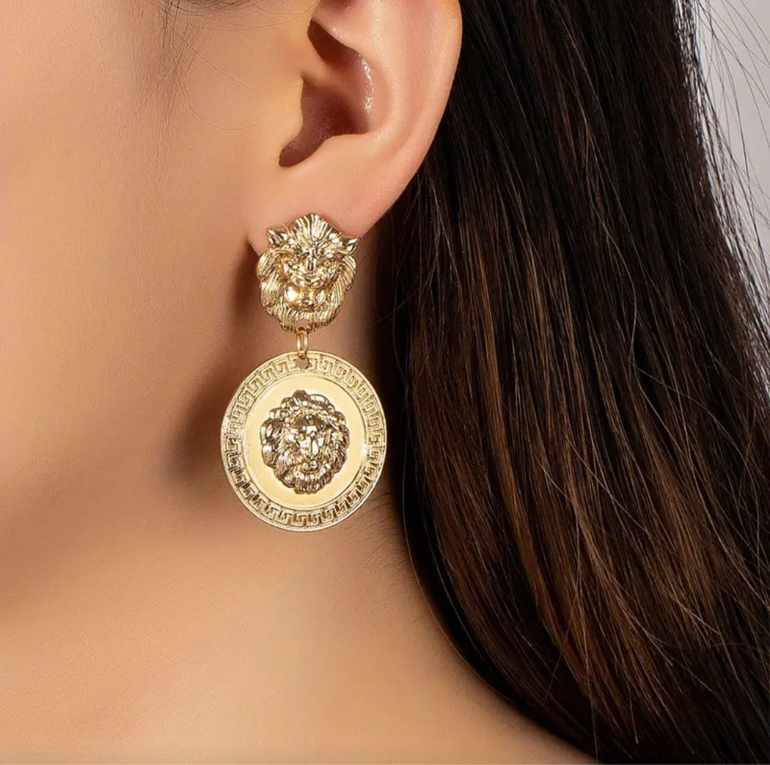 GOLDEN LION HEAD EARRINGS