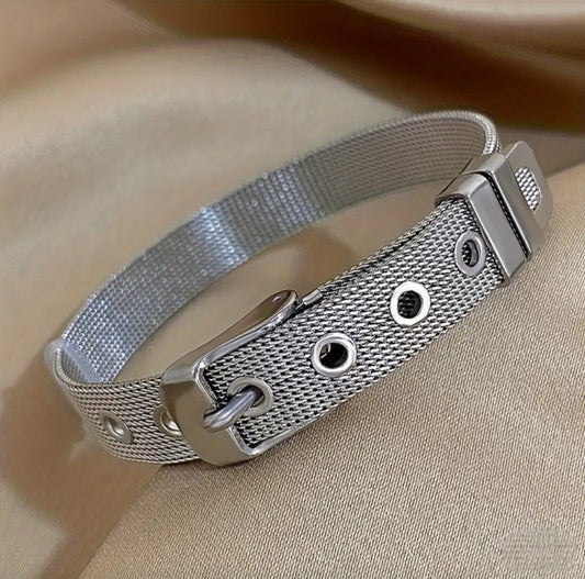 SILVER BELT BUCKLE BRACELET