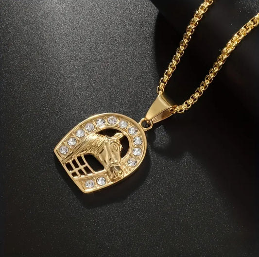 GOLDEN HORSE SHOE NECKLACE