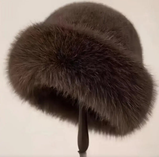BROWN LUXURIOUS FUR HAT