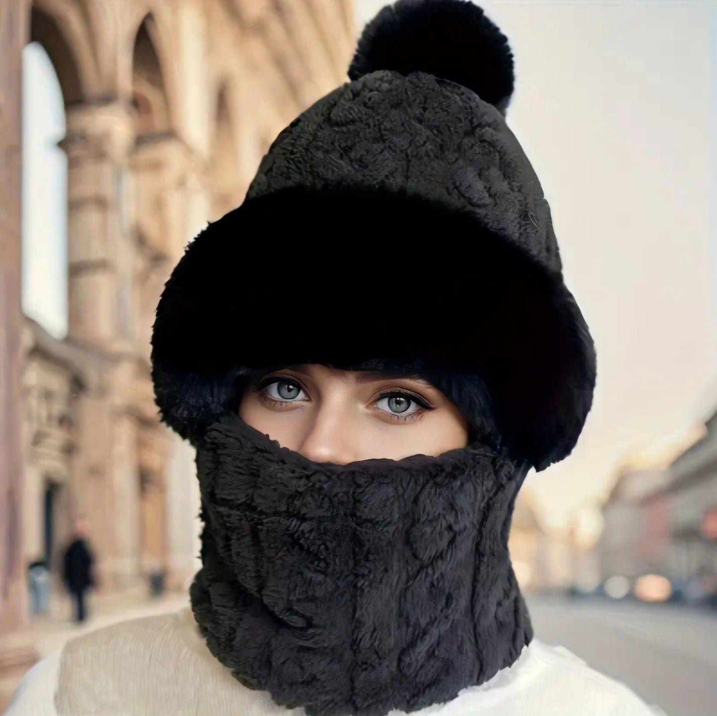 BLACK FLUFFY HOOD SNOOD