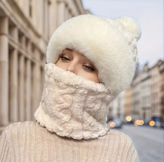 WHITE FLUFFY HOOD SNOOD