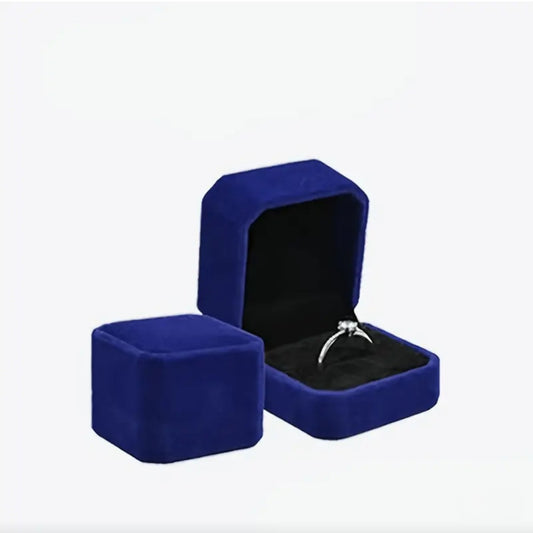 BLUE SQUARED RING BOX