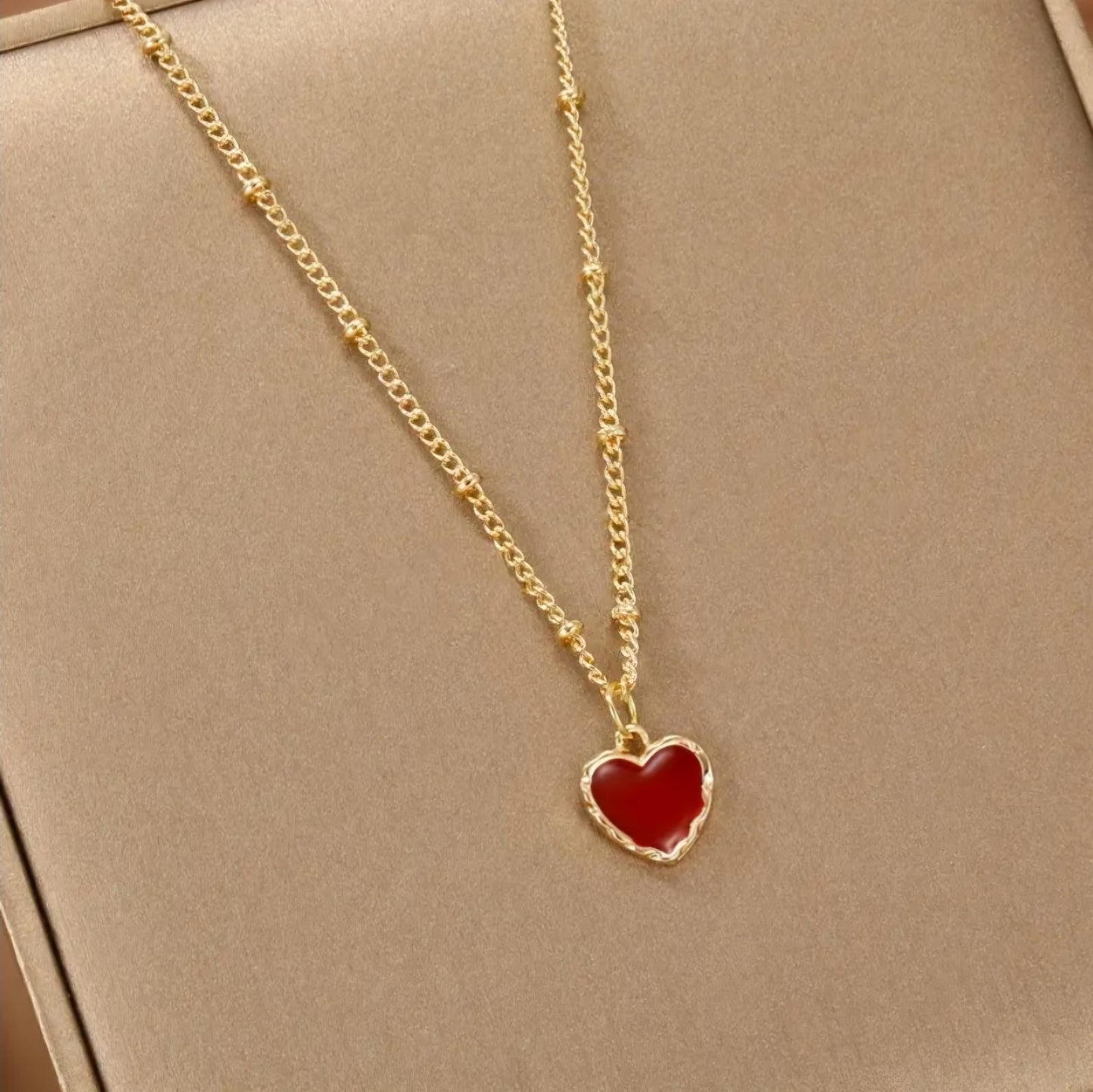 RED HEART NECKLACE