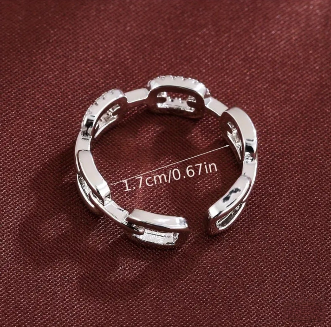 SILVER SYNTHETIC ZIRCONIA RING